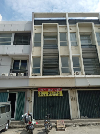 Disewa Ruko Market Boulevard